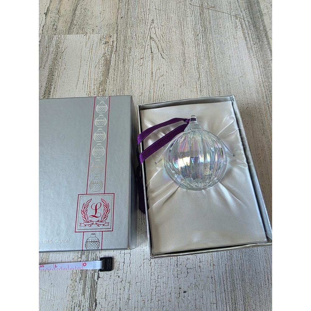 Vintage Lenox deep cut crystal 1984 annual Xmas ornament